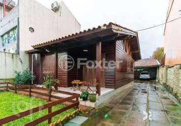 Casa com 2 quartos à venda na rua butuí, 160, cristal, porto alegre, 80 m2 por r$ 400.000