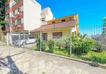 Casa com 6 quartos à venda na rua cervantes, 17, jardim botânico, porto alegre, 275 m2 por r$ 1.450.000