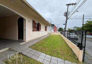 Casa com 3 quartos à venda na rua custódio fermino vieira, 38, saco dos limões, florianópolis, 161 m2 por r$ 749.000