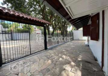 Casa com 2 quartos à venda na rua quinze de novembro, 386, nossa senhora das graças, canoas, 110 m2 por r$ 615.000