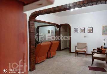 Casa com 2 quartos à venda na estrada joão vedana, 587, cavalhada, porto alegre, 180 m2 por r$ 980.000