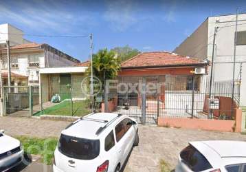 Casa com 3 quartos à venda na rua visconde do herval, 1273, menino deus, porto alegre, 195 m2 por r$ 990.000