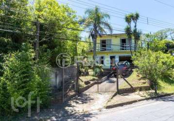 Casa com 5 quartos à venda na rua amapá, 1130, vila nova, porto alegre, 250 m2 por r$ 450.000