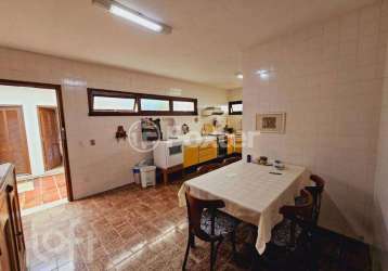 Casa com 3 quartos à venda na rua jardim costa azul, 249, itaguaçu, florianópolis, 193 m2 por r$ 1.750.000