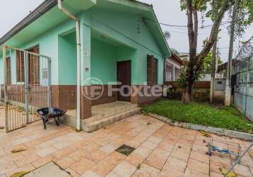 Casa com 4 quartos à venda na rua tamandaré, 787, camaquã, porto alegre, 188 m2 por r$ 600.000