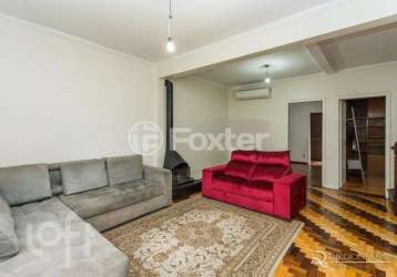 Casa com 4 quartos à venda na rua felipe de oliveira, 1265, petrópolis, porto alegre, 314 m2 por r$ 1.100.000