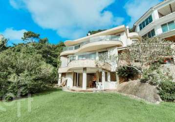 Casa com 4 quartos à venda na servidão caminho do pescador, lagoa da conceição, florianópolis, 395 m2 por r$ 3.000.000