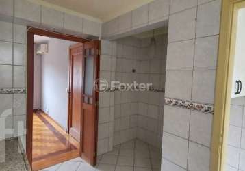 Apartamento com 2 quartos à venda na rua engenheiro walter boehl, 230, vila ipiranga, porto alegre, 60 m2 por r$ 265.000