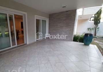 Casa com 3 quartos à venda na rua lydia lauer, 21, planalto, caxias do sul, 482 m2 por r$ 2.700.000