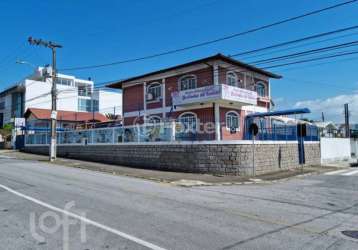 Casa à venda na rua joão bonifácio senna, 01, jardim cidade de florianópolis, são josé, 178 m2 por r$ 1.700.000