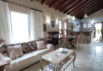 Casa com 2 quartos à venda na rua 500, 326, balneário ponta do papagaio (ens brito), palhoça, 120 m2 por r$ 800.000