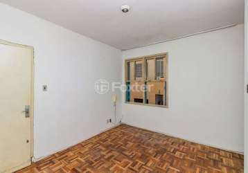 Apartamento com 2 quartos à venda na rua general bento martins, 489, centro histórico, porto alegre, 61 m2 por r$ 269.997