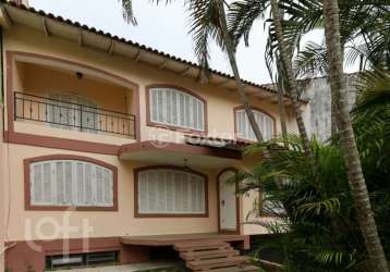 Casa com 4 quartos à venda na rua euclides da cunha, 78, centro, canoas, 362 m2 por r$ 855.000