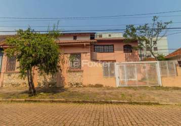 Casa com 4 quartos à venda na rua ponche verde, 163, medianeira, porto alegre, 438 m2 por r$ 598.000