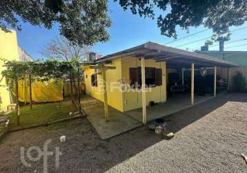 Casa com 3 quartos à venda na rua manoel martins, 203, pinheira, palhoça, 60 m2 por r$ 690.000