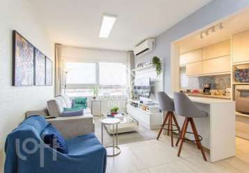 Apartamento com 3 quartos à venda na rua doutor joão inácio, 1208, navegantes, porto alegre, 76 m2 por r$ 595.000