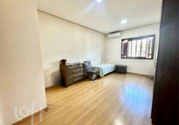 Casa com 4 quartos à venda na rua país de gales, 740, marechal rondon, canoas, 274 m2 por r$ 1.749.000