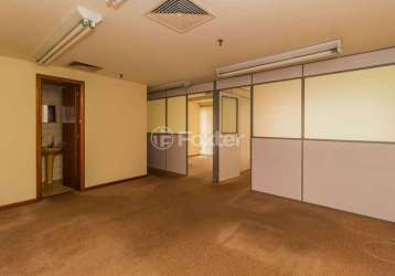 Sala comercial com 3 salas à venda na rua chaves barcellos, 27, centro histórico, porto alegre, 47 m2 por r$ 140.000