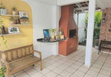 Casa com 5 quartos à venda na rua álvaro cardoso, 67, estreito, florianópolis, 226 m2 por r$ 1.500.000