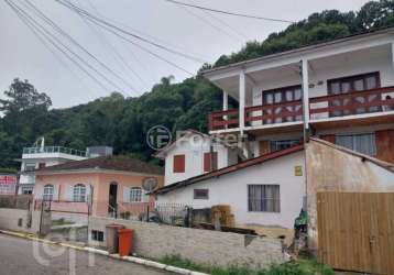 Casa à venda na rodovia gilson da costa xavier, 526, sambaqui, florianópolis, 357 m2 por r$ 4.500.000