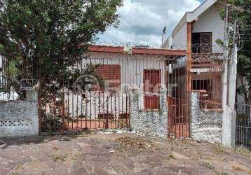 Terreno à venda na rua antônio carlos lopes, 90, medianeira, porto alegre, 297 m2 por r$ 322.000