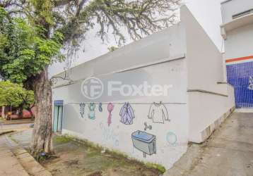 Prédio com 2 salas à venda na rua florinha, 81, cavalhada, porto alegre, 352 m2 por r$ 650.000