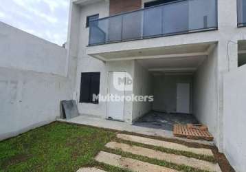 Casa com 3 quartos à venda na rua helena piekarski pinto, 131, fazenda velha, araucária por r$ 750.000