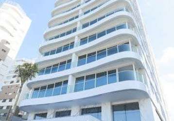 Luxuoso duplex mobiliado c/ garden na praia brava, qualidade de vida e exclusividade!