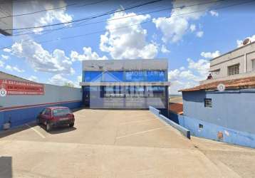 Comercial a venda na chapada