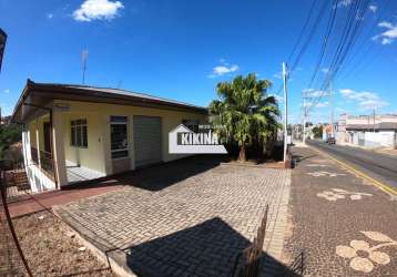 Casa comercial/residencial a venda em uvaranas