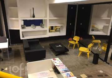 Casa à venda em pinheiros com 450 m², 1 quarto, 2 vagas