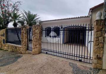 Casa comercial ou residencial de rua, reformada para alugar no bairro vila industrial em campinas.