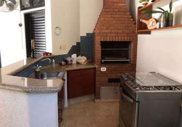 Casa à venda de 03 quartos no bairro ribeirânia em ribeirão preto com varanda gourmet.