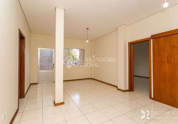 Apartamento com 3 quartos à venda na rua engenheiro antônio carlos tibiriçá, 148, petrópolis, porto alegre, 77 m2 por r$ 349.000