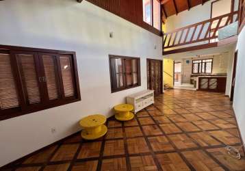 Casa com 4 quartos à venda na servidão dona bia, 107, morro das pedras, florianópolis por r$ 1.320.000