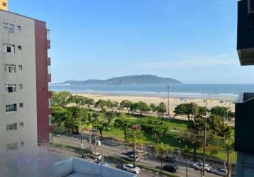 Apartamento 3 dormitórios, sala de estar e sala de jantar, cozinha e 2 banheiros - vista mar