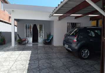 Casa a venda com piscina