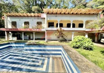 Imperdível casa para venda ou locação em cotia-sp, jardim colibri: 4 quartos, 2 suítes, 3 salas, 4 banheiros, 6 vagas de garagem, 700m².