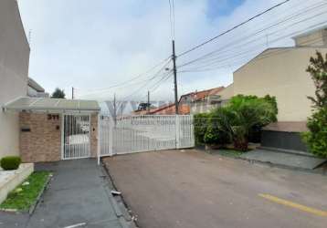 Casa com 3 quartos para alugar na rua pedro helpa, 311, campo largo da roseira, são josé dos pinhais, 59 m2 por r$ 1.200