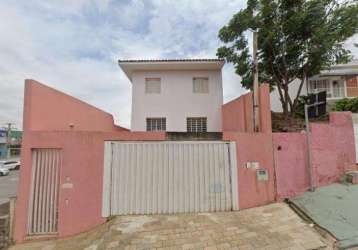 Casa à venda com 3 quartos, sendo 1 suíte na vila marieta em campinas-sp.