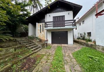 Casa de 3 quartos à venda no bairro logradouro