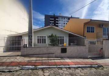 Ampla casa no bairro ipiranga - ap678