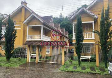 Casa em condomínio fechado com 3 quartos à venda na tranquilino tissot, 620, vinhedos, caxias do sul por r$ 549.000