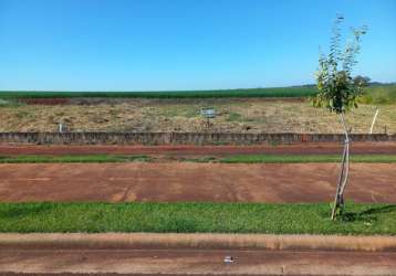 Terreno comercial, plano, próximo universidade tecnologica