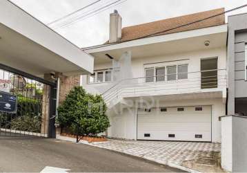 Casa em condomínio fechado com 3 quartos à venda na rua madre clara, 1200, mário quintana, porto alegre por r$ 684.900