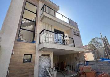 Casa com 3 quartos à venda na alexssandro gomes benedito, 32, novo mundo, curitiba, 171 m2 por r$ 950.000