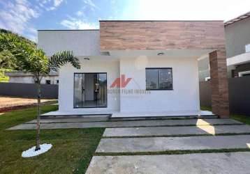 Casa linear em condom&#205;nio- 3 dormit&#211;rios [1 suite] - s&#195;o pedro d&apos;aldeia