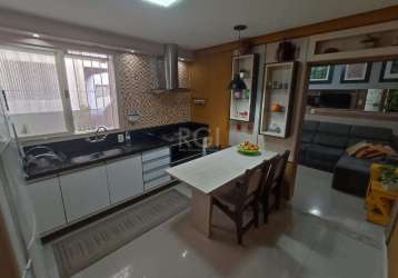 Excelente apartamento térreo 2 dormitórios, janelas amplas, hidromassagem, churrasqueira, espaço gourmet, bancadas em granito, cook top, cozinha planejada, ficam móveis, eletro domésticos, tudo.