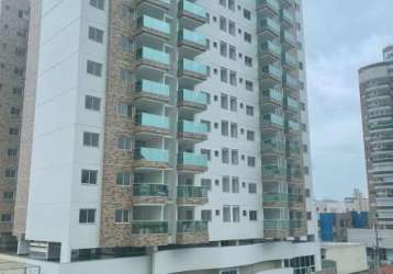 Apartamento 3 quartos em itapuã