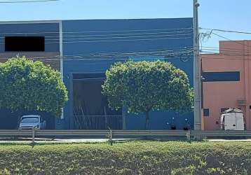 Barracão comercial para venda ou permuta por casa em condomínio zona sul.